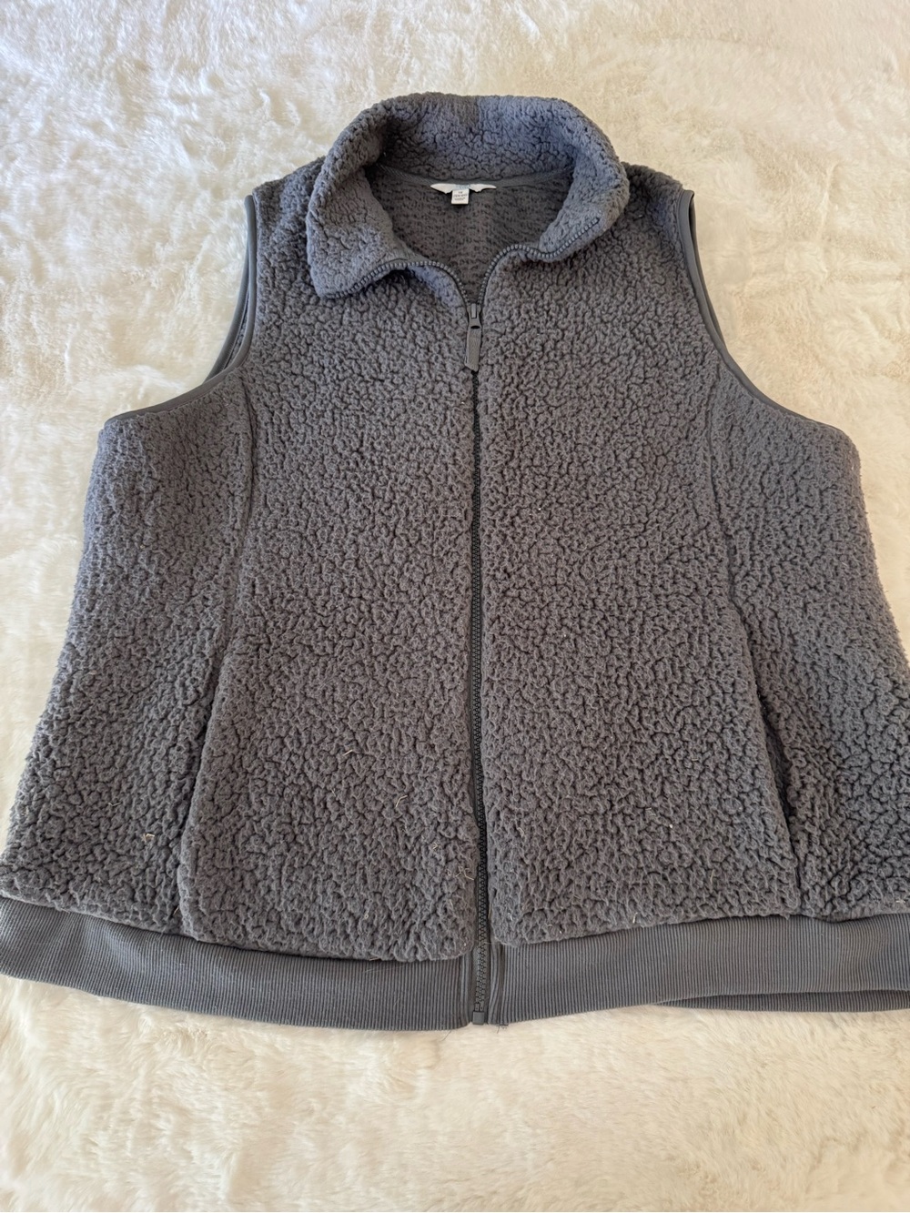 Time and Tru Gray Sherpa Zip Vest